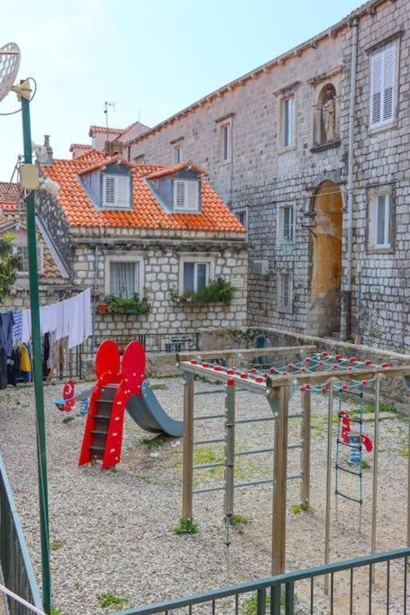 Bohemian Apartment City Center - 2 Bedroom Dubrovnik Ngoại thất bức ảnh